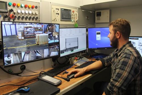 中國安檢設備守衛(wèi)歐盟東大門 技術服務與區(qū)域安全的雙向賦能